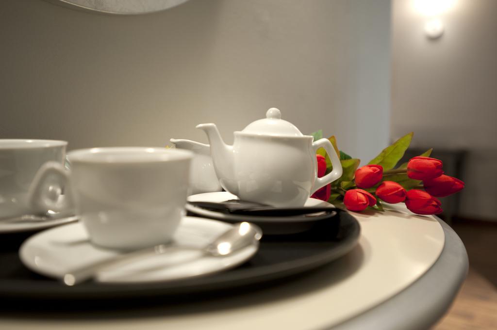 Bed and Breakfast Vinoteca La Sacrestia Альба Номер фото